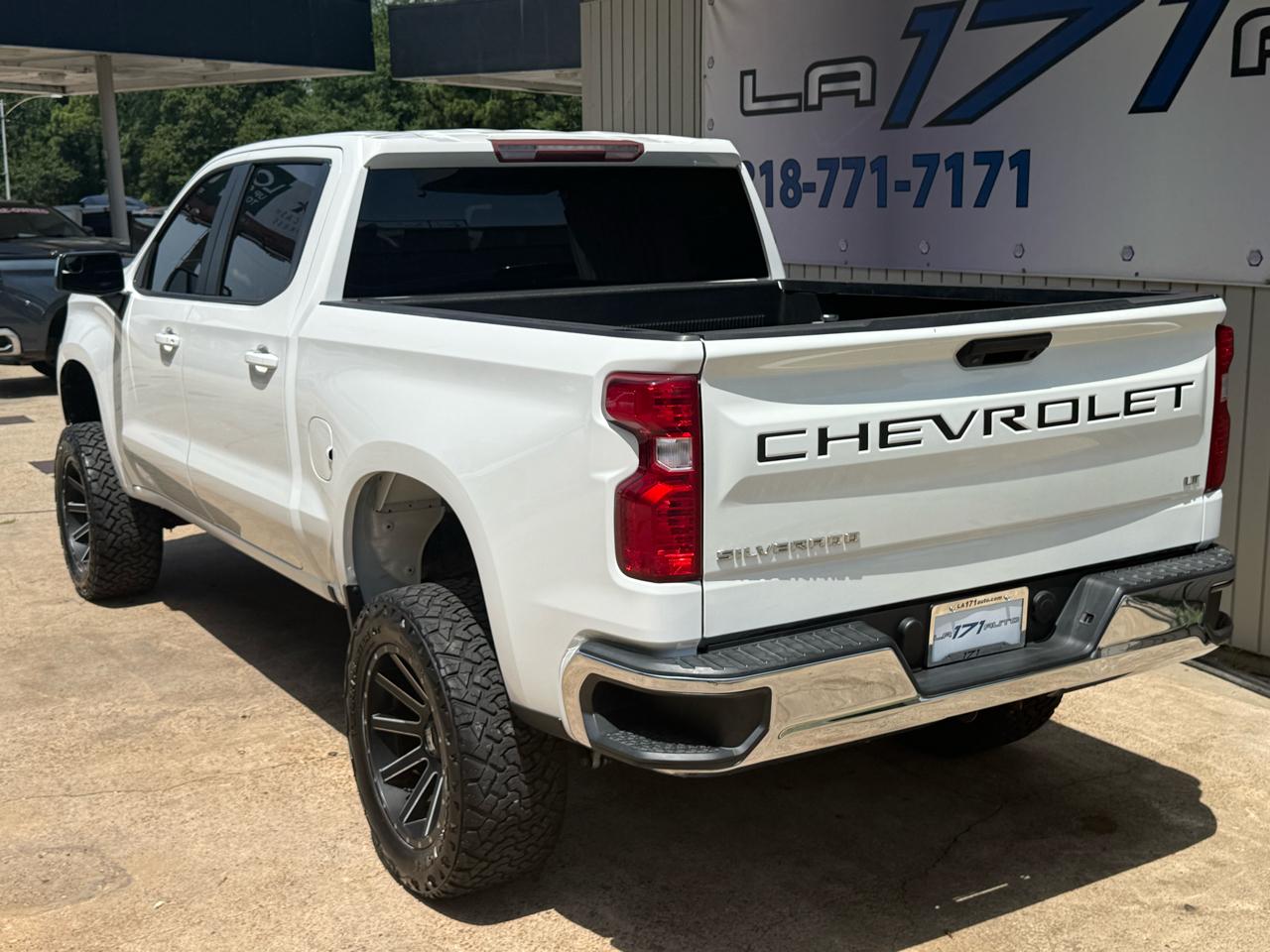 Chevrolet Silverado 1500 2WD Crew Cab 147" LT 2020