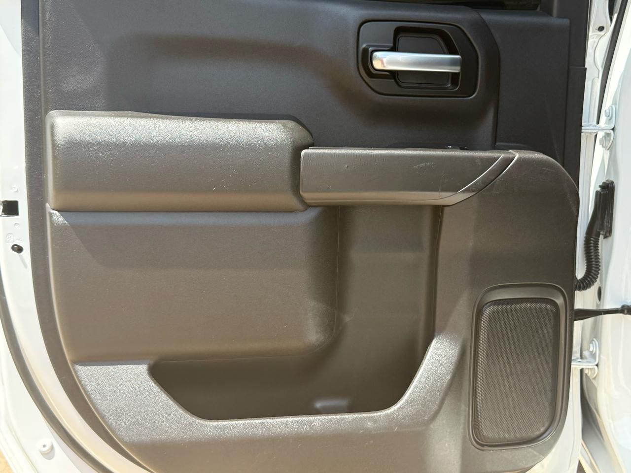 Chevrolet Silverado 1500 2WD Crew Cab 147" LT 2020