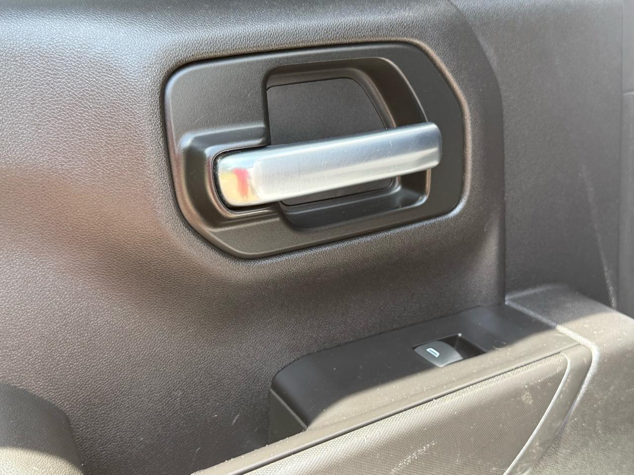 Chevrolet Silverado 1500 2WD Crew Cab 147" LT 2020
