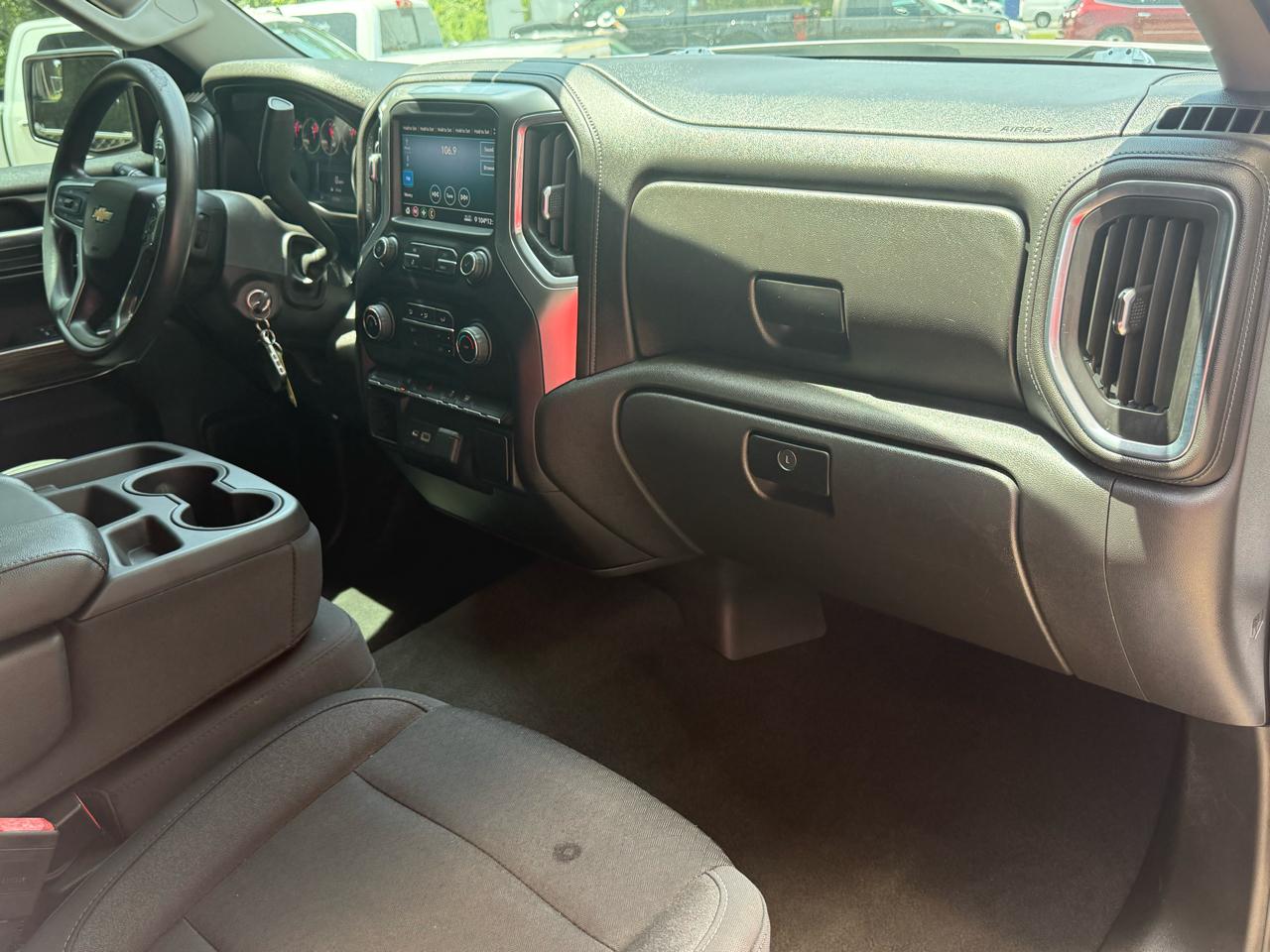 Chevrolet Silverado 1500 2WD Crew Cab 147" LT 2020