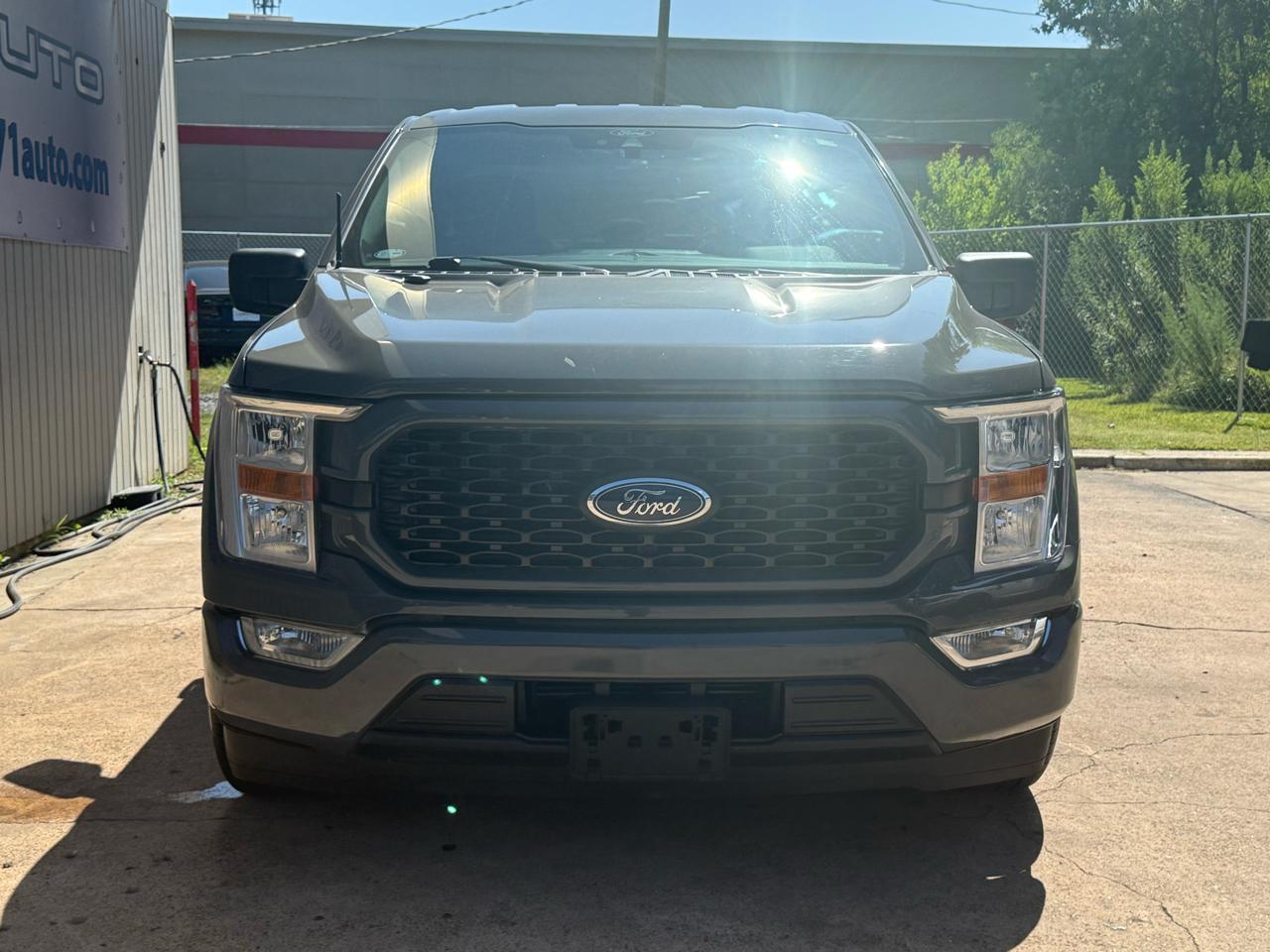 Ford F-150 Lariat 2WD SuperCab 8' Box 2021