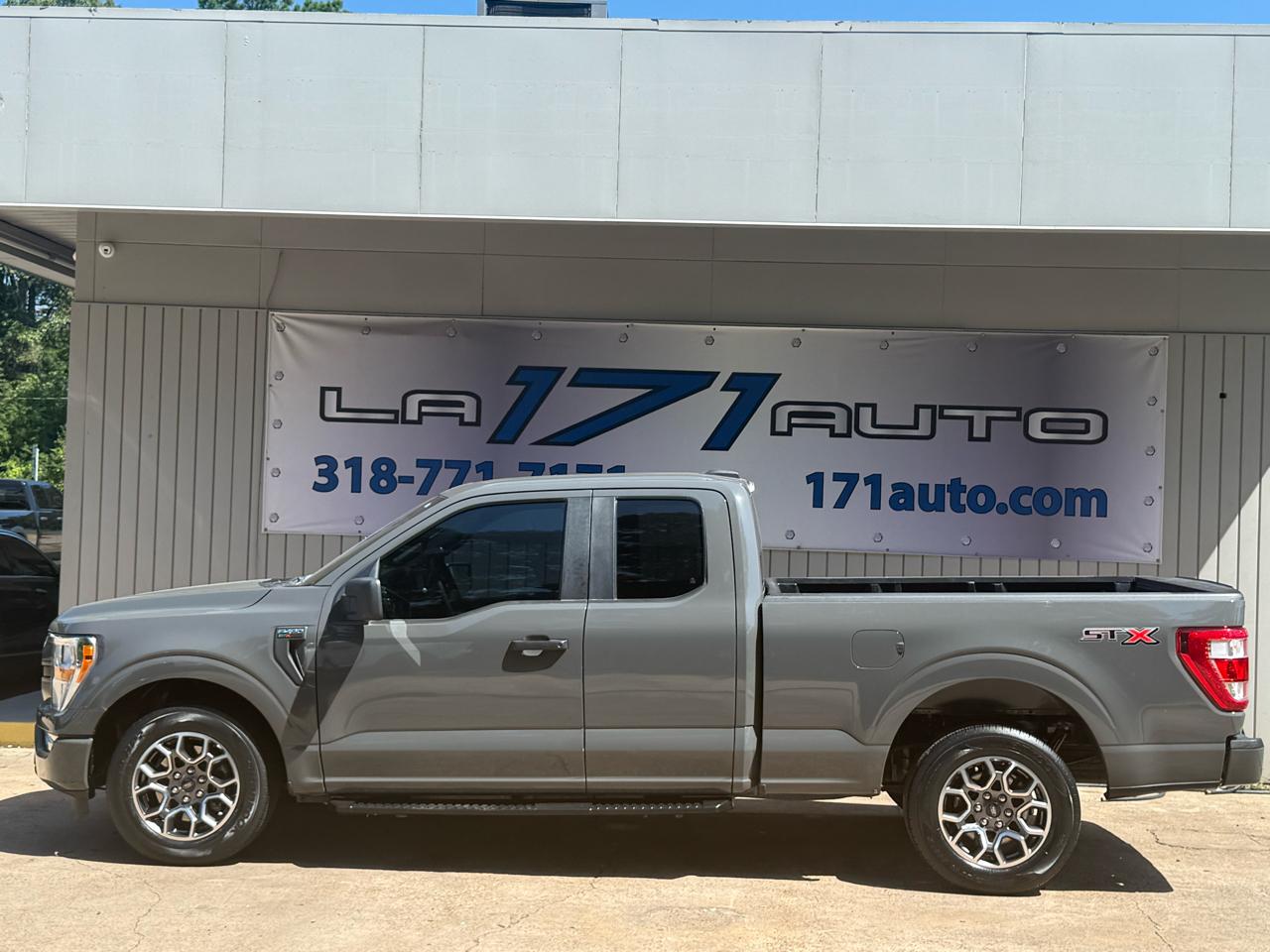 Ford F-150 Lariat 2WD SuperCab 8' Box 2021