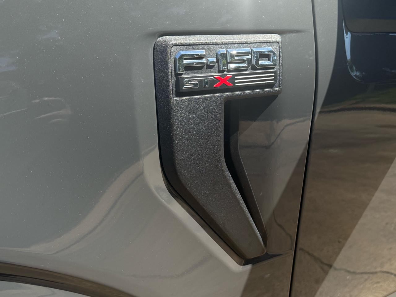 Ford F-150 Lariat 2WD SuperCab 8' Box 2021