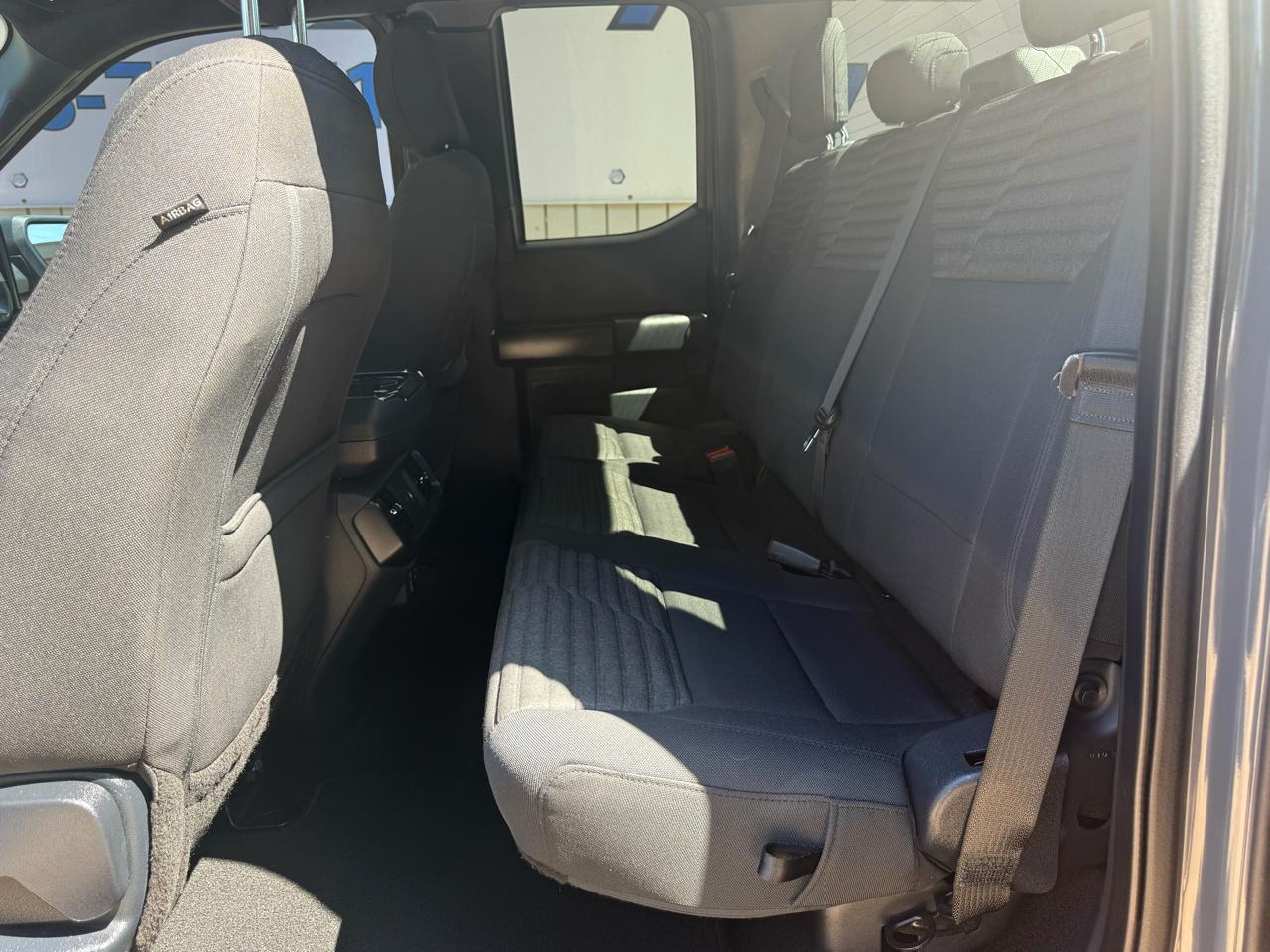 Ford F-150 Lariat 2WD SuperCab 8' Box 2021