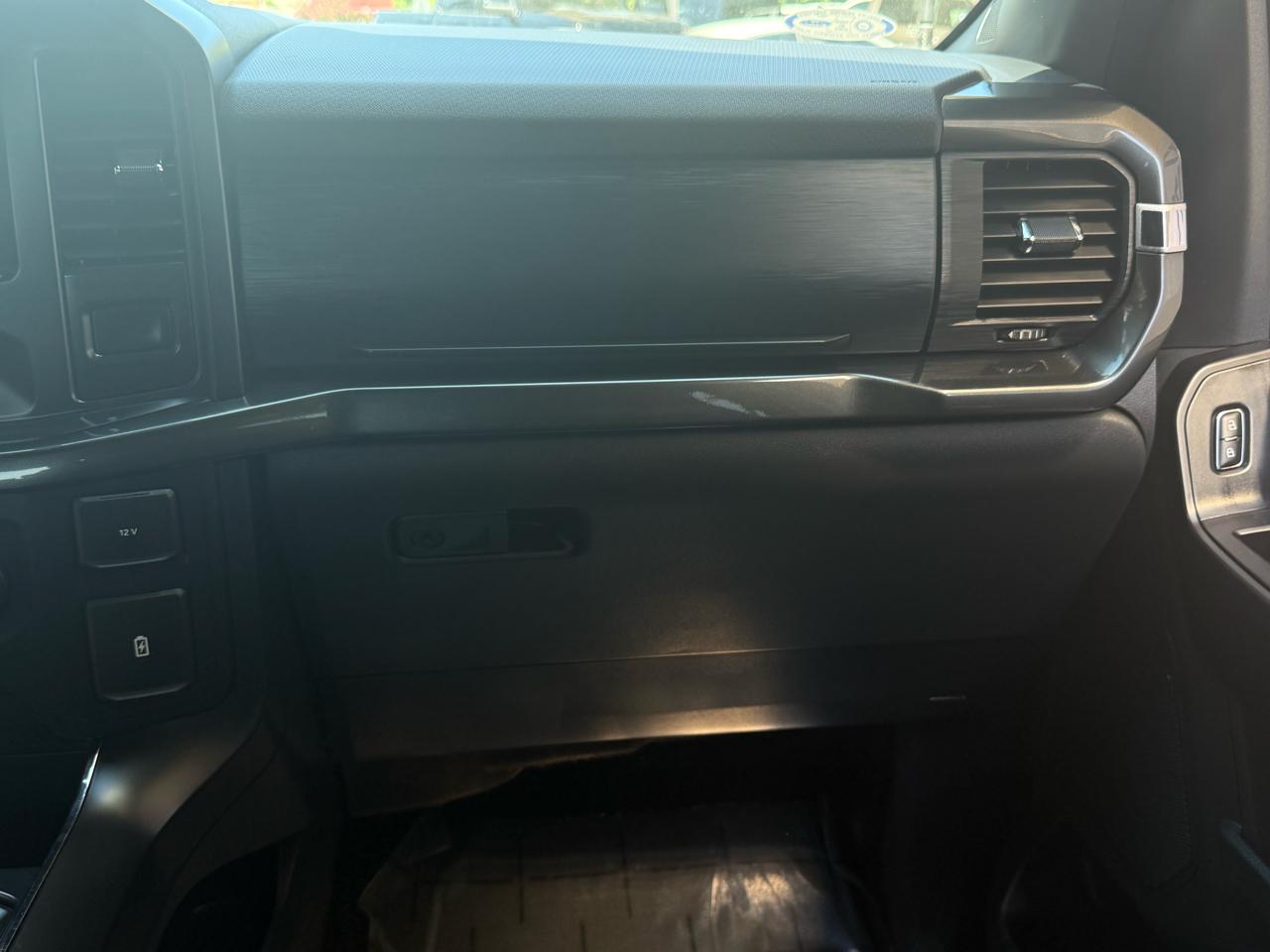 Ford F-150 Lariat 2WD SuperCab 8' Box 2021
