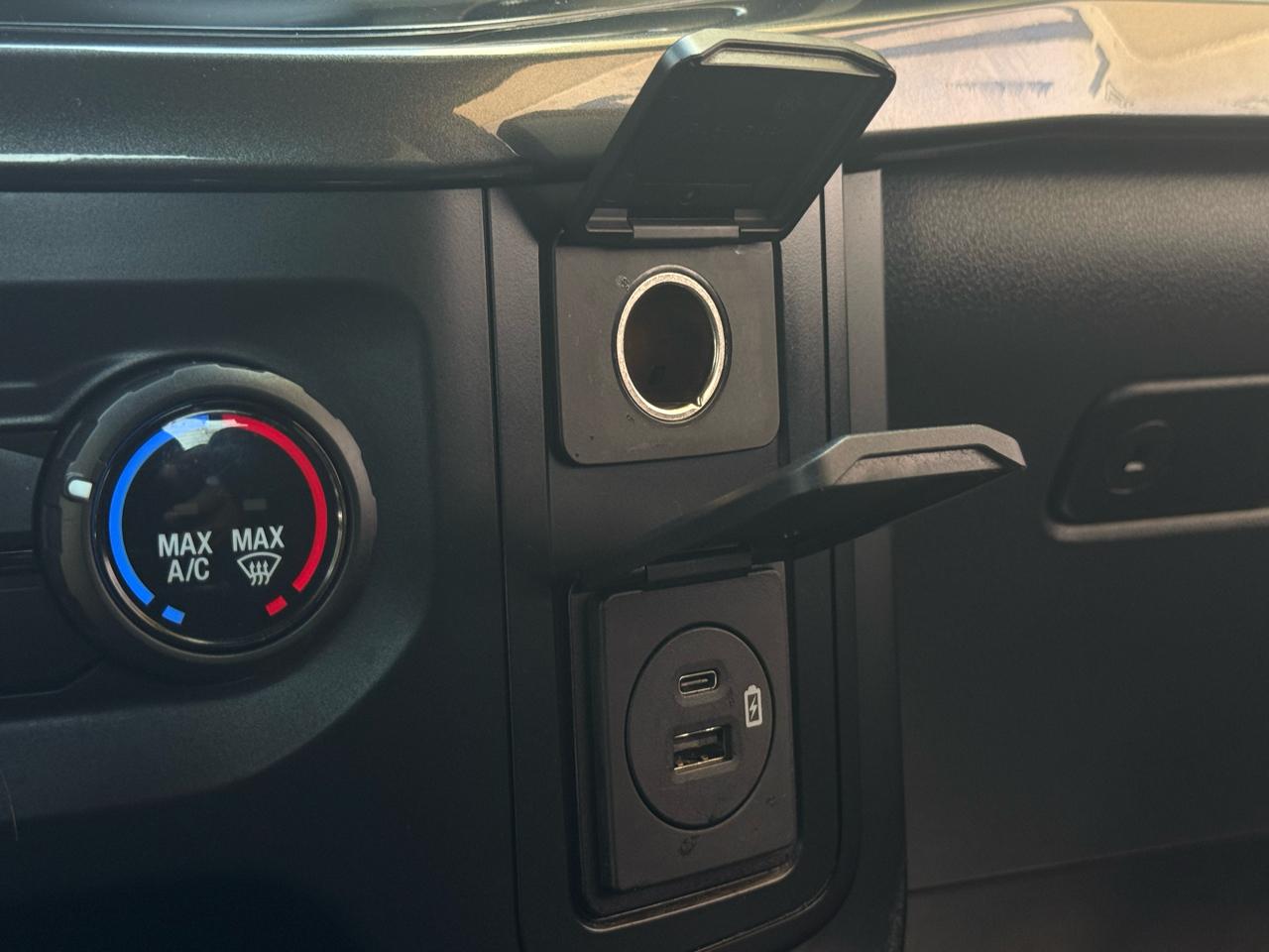 Ford F-150 Lariat 2WD SuperCab 8' Box 2021