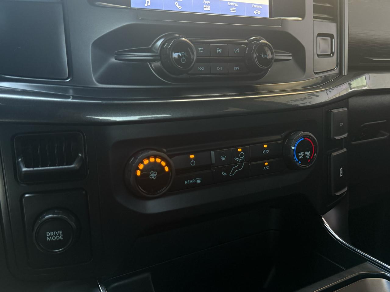 Ford F-150 Lariat 2WD SuperCab 8' Box 2021