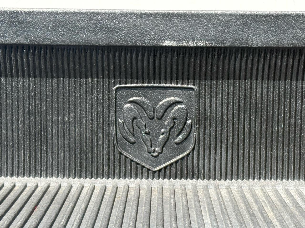RAM 1500 2WD Crew Cab 140.5" Big Horn 2016