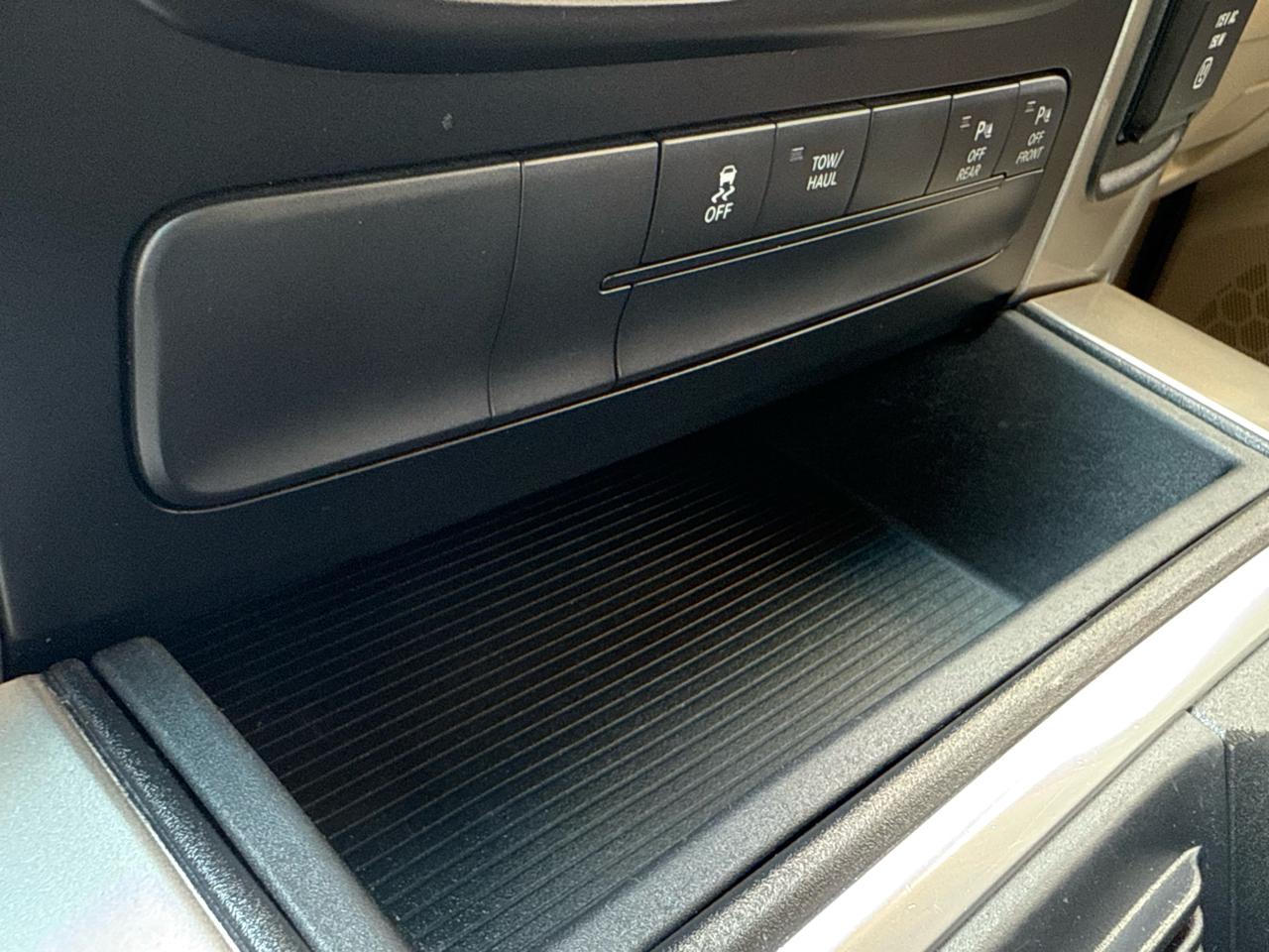 RAM 1500 2WD Crew Cab 140.5" Big Horn 2016