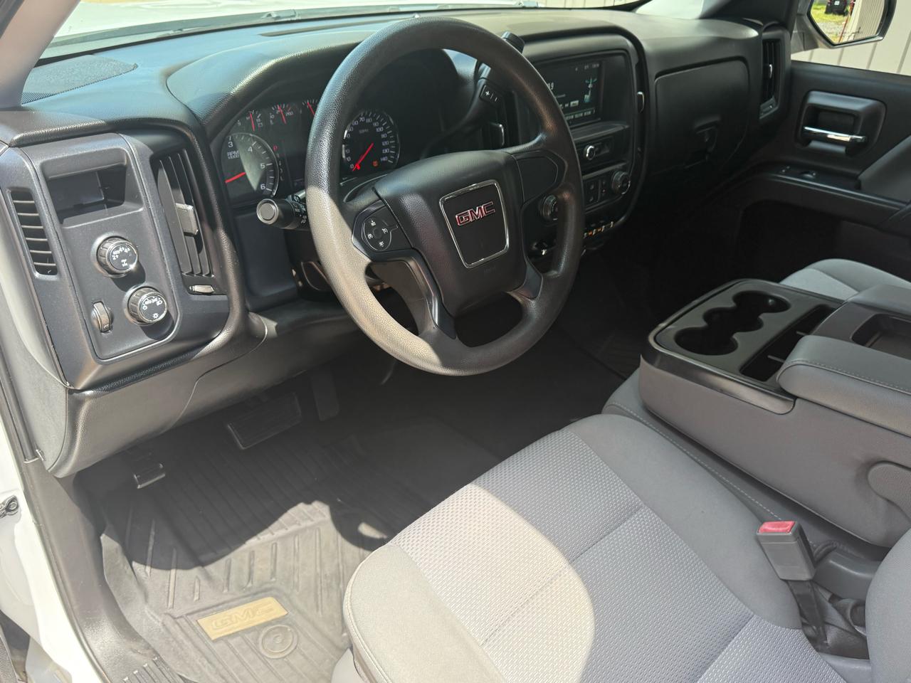 GMC Sierra 1500 4WD Crew Cab 153.0" 2018