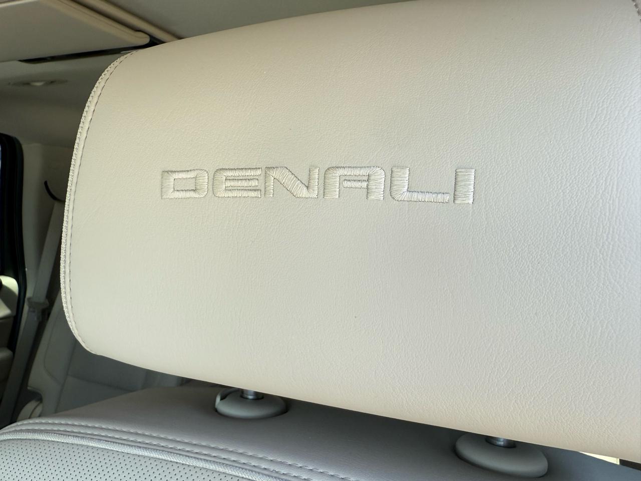 GMC Yukon 4WD 4dr Denali 2019
