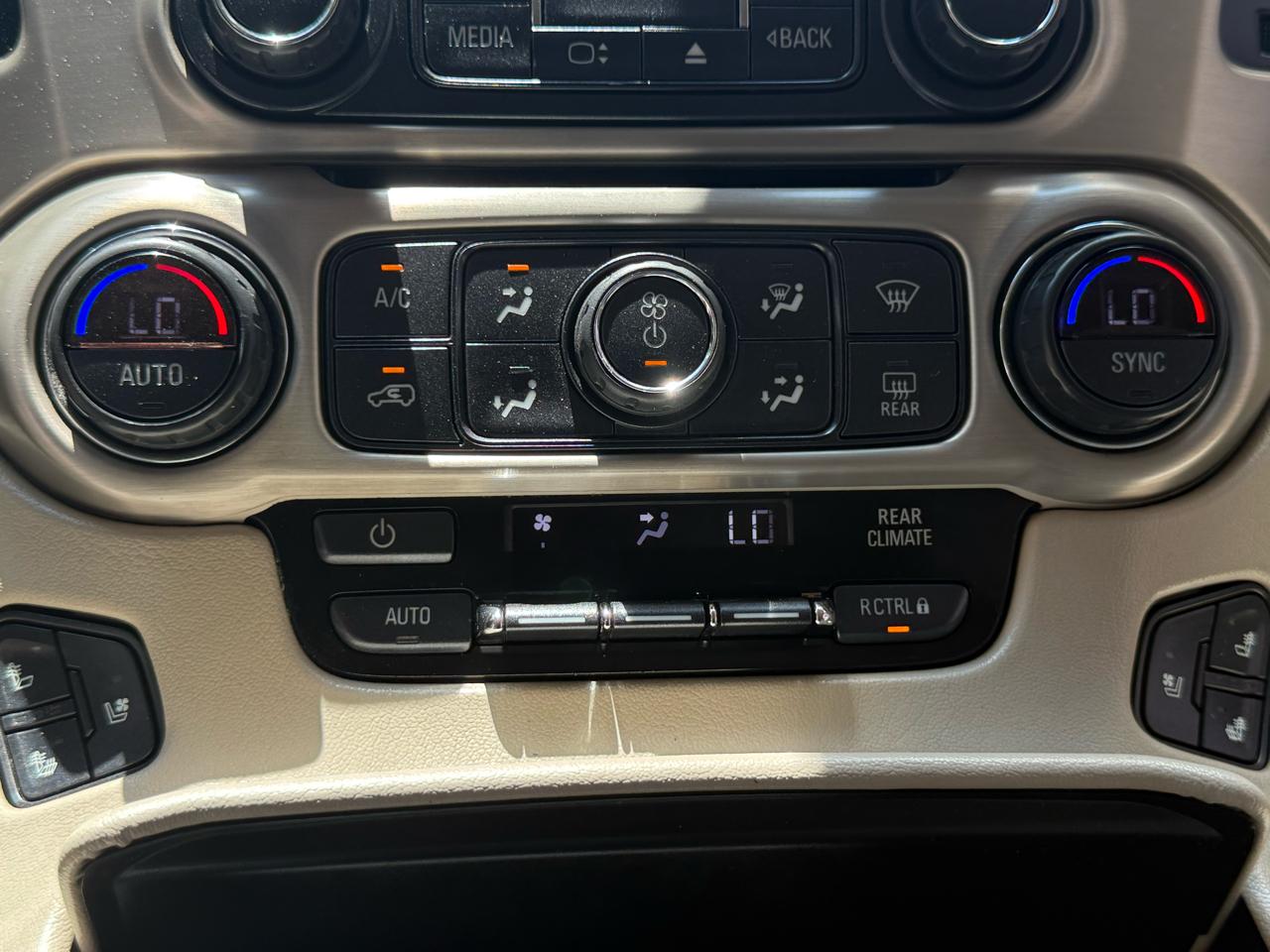GMC Yukon 4WD 4dr Denali 2019