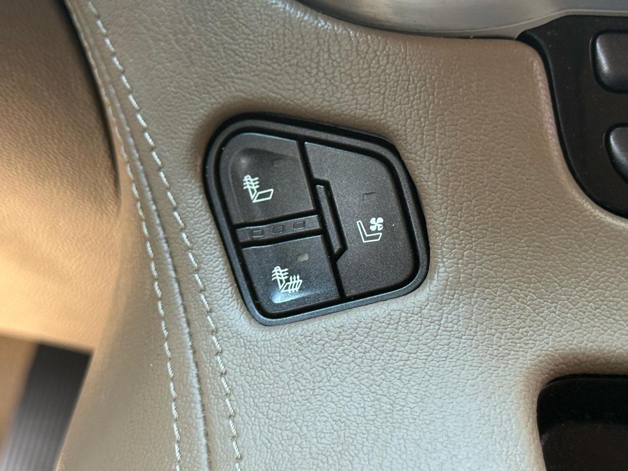 GMC Yukon 2WD 4dr SLT 2020