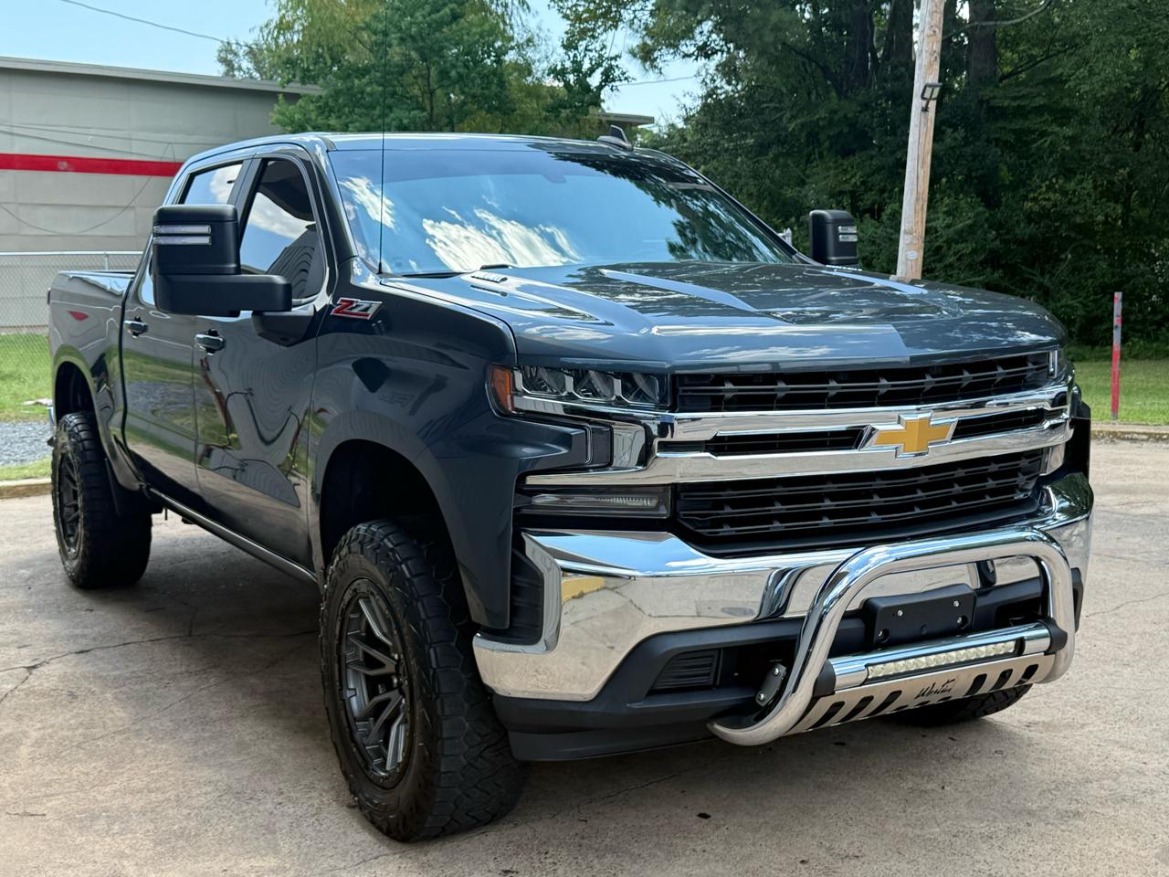 Chevrolet Silverado 1500 4WD Crew Cab 147" LT 2020