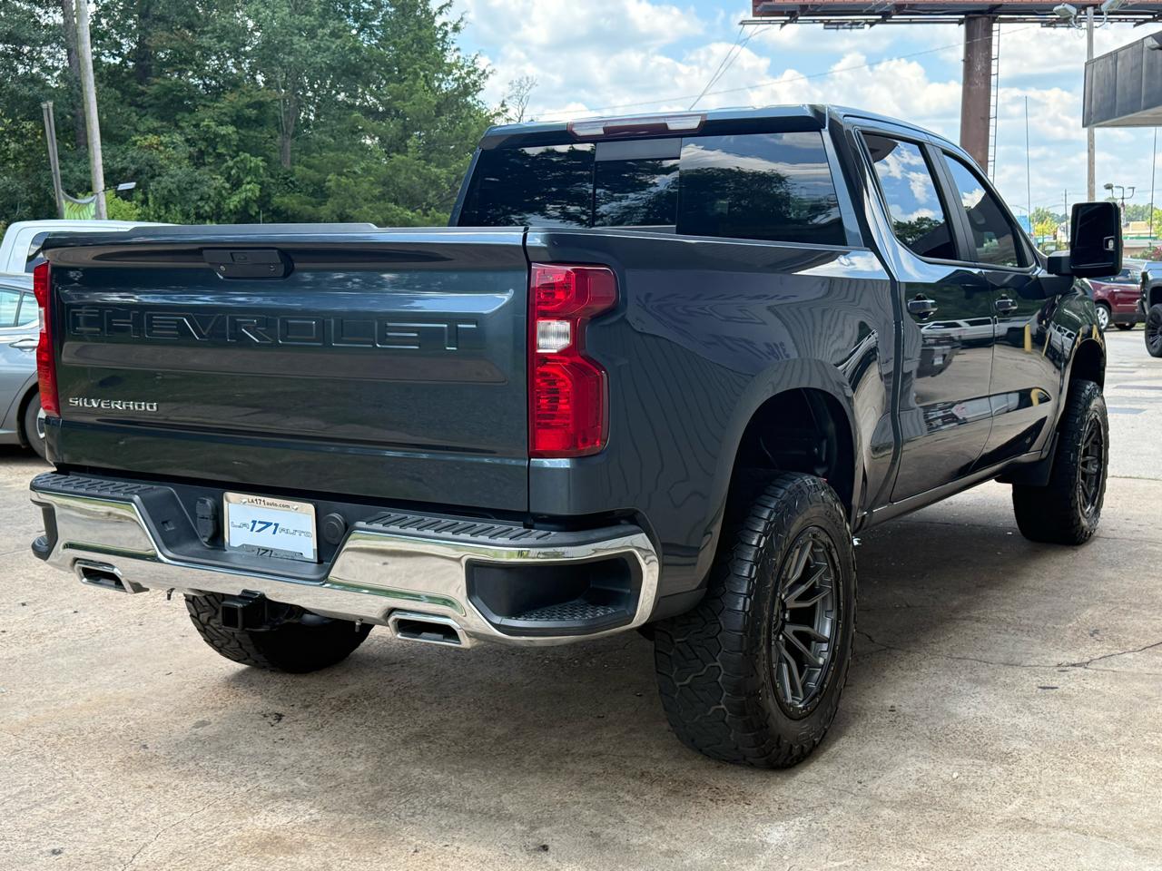 Chevrolet Silverado 1500 4WD Crew Cab 147" LT 2020