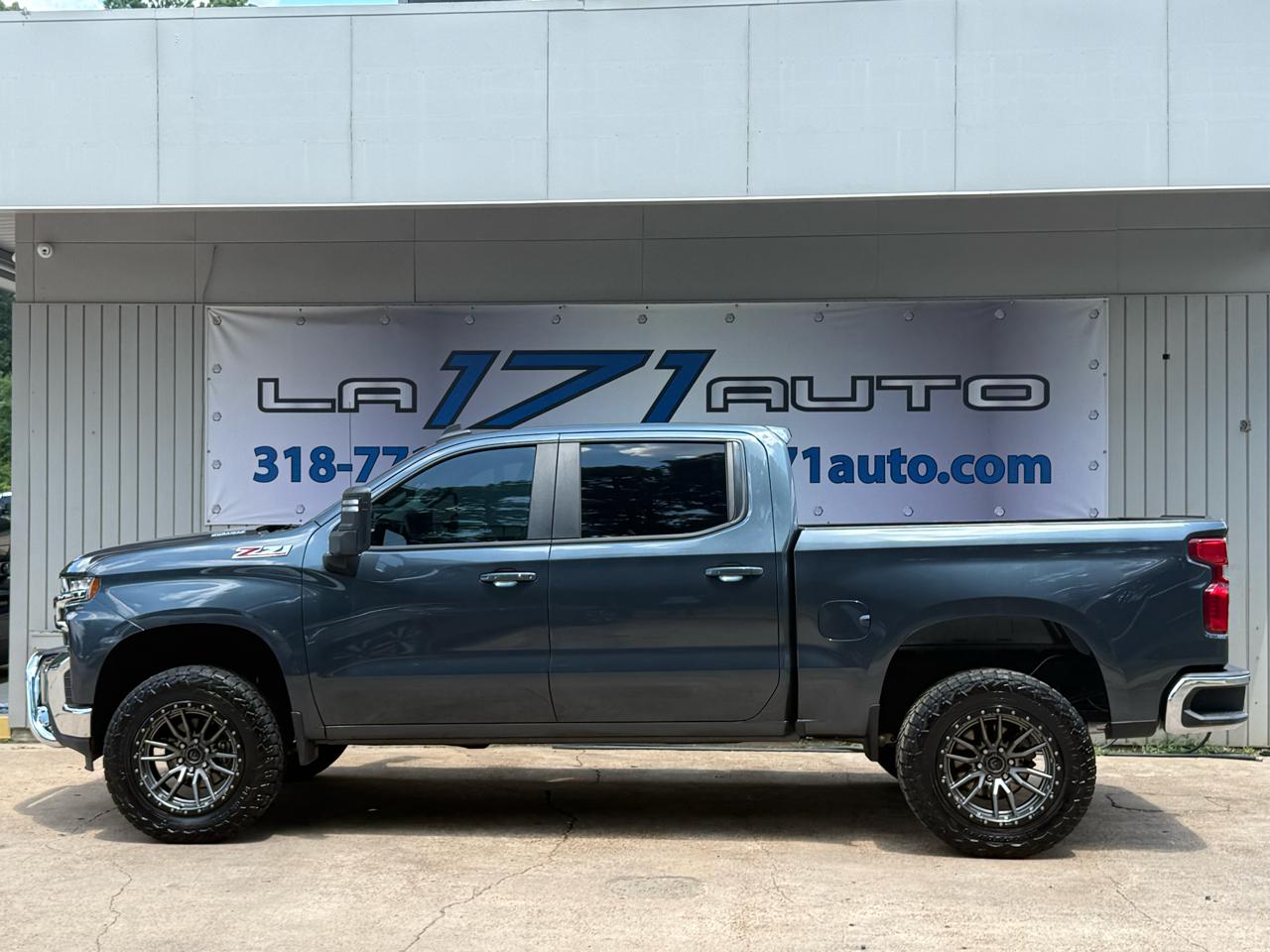 Chevrolet Silverado 1500 4WD Crew Cab 147" LT 2020