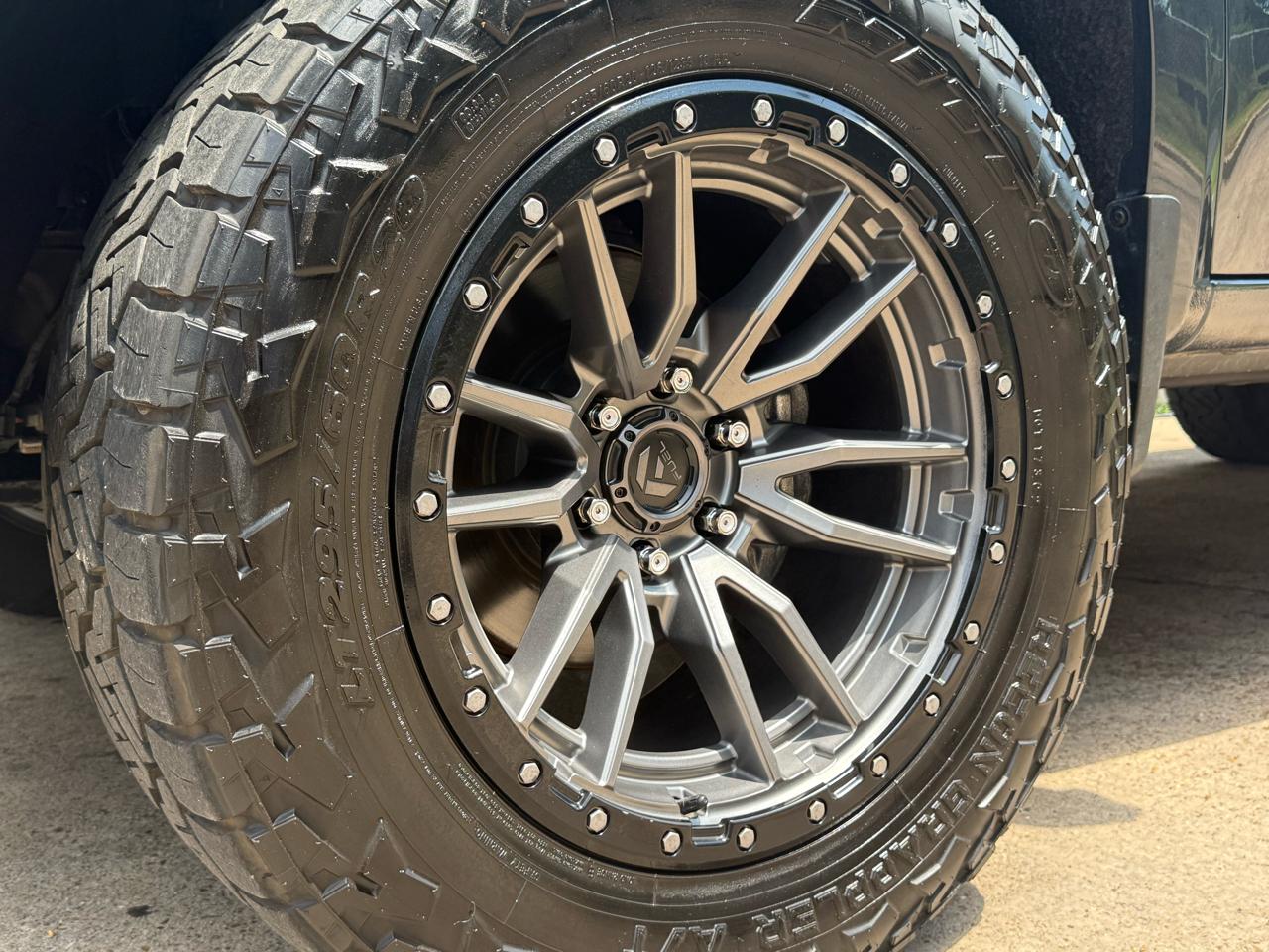 Chevrolet Silverado 1500 4WD Crew Cab 147" LT 2020