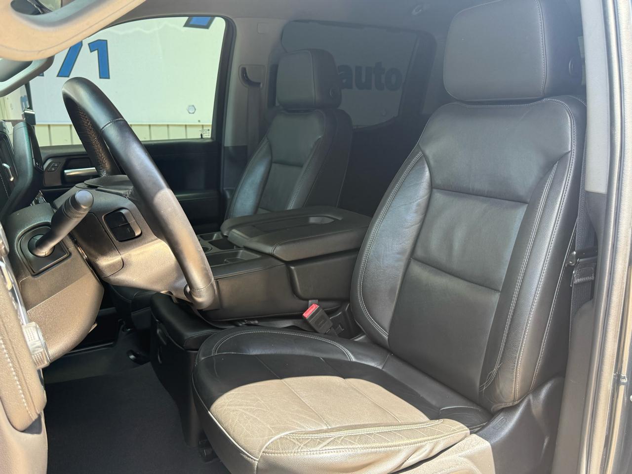 Chevrolet Silverado 1500 4WD Crew Cab 147" LT 2020