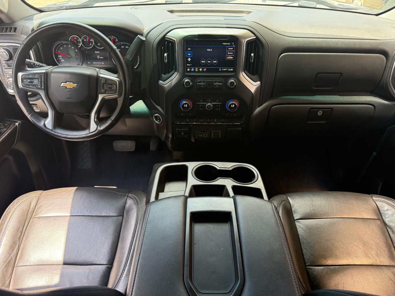 Chevrolet Silverado 1500 4WD Crew Cab 147" LT 2020
