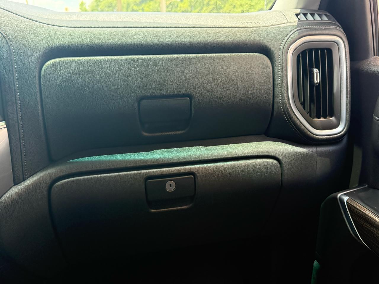 Chevrolet Silverado 1500 4WD Crew Cab 147" LT 2020