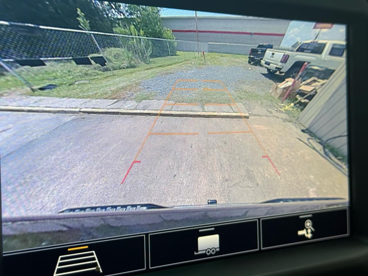 Chevrolet Silverado 1500 4WD Crew Cab 147" LT 2020