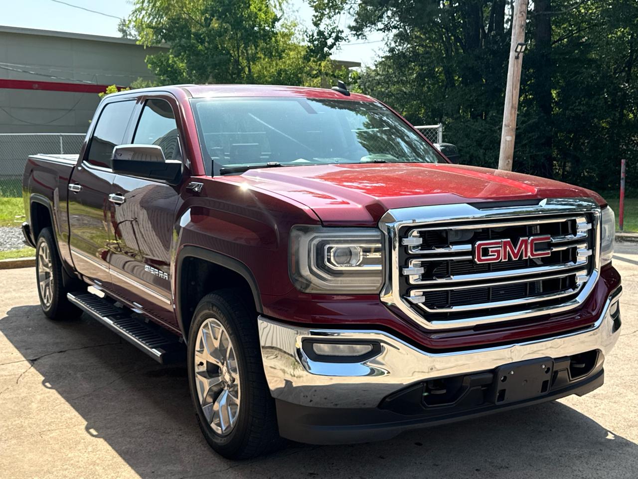 GMC Sierra 1500 4WD Crew Cab 143.5" SLT 2016