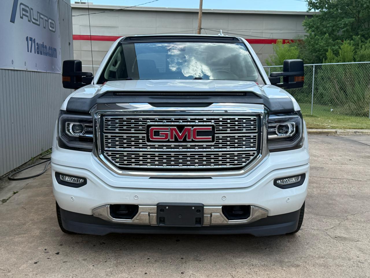 GMC Sierra 1500 4WD Crew Cab 143.5" Denali 2016