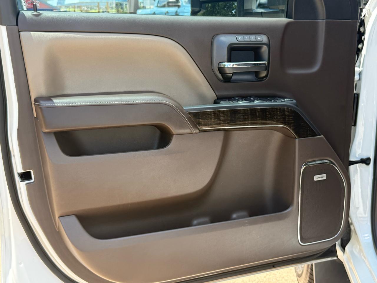 GMC Sierra 1500 4WD Crew Cab 143.5" Denali 2016