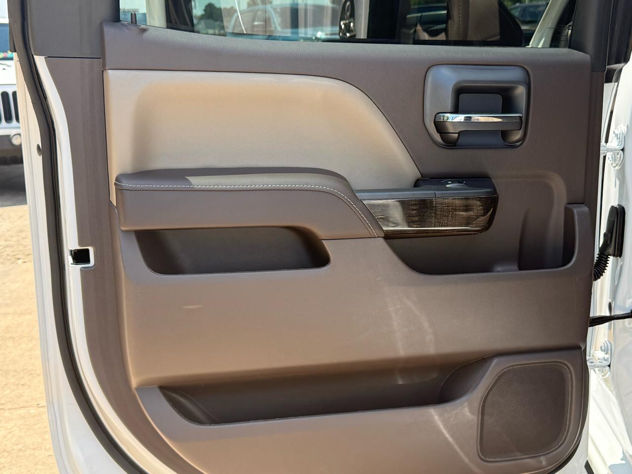 GMC Sierra 1500 4WD Crew Cab 143.5" Denali 2016