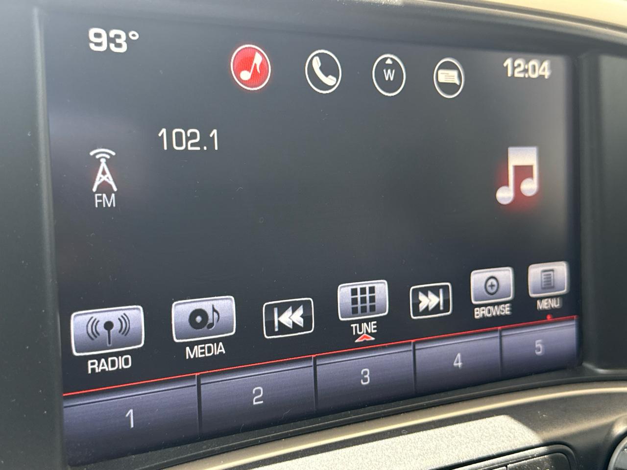 GMC Sierra 1500 4WD Crew Cab 143.5" Denali 2016