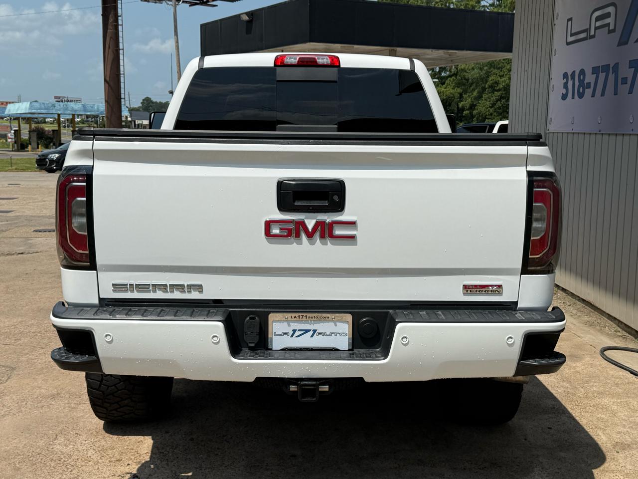 GMC Sierra 1500 4WD Crew Cab 143.5" SLT 2017