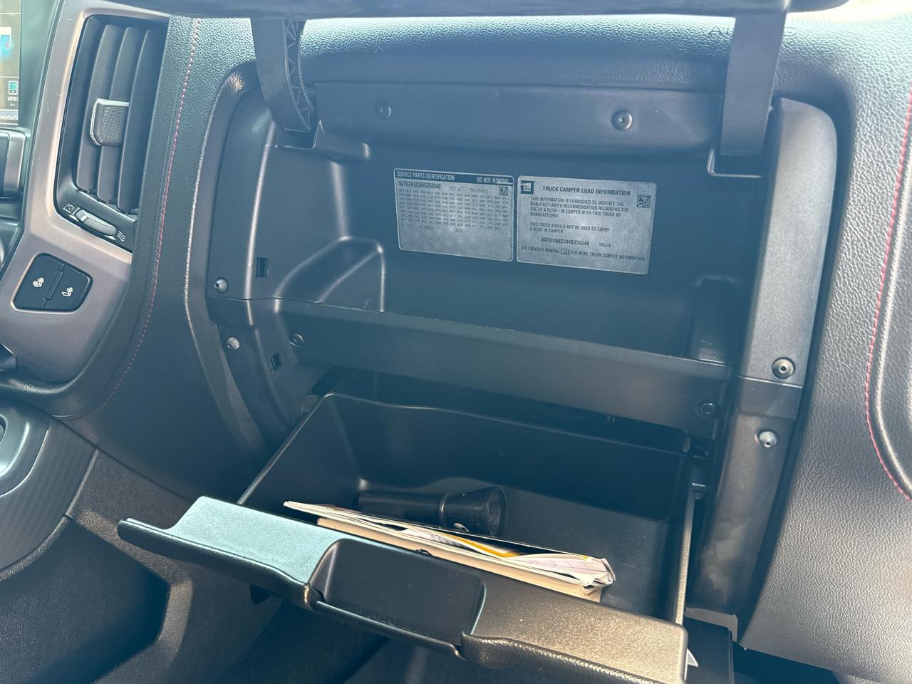 GMC Sierra 1500 4WD Crew Cab 143.5" SLT 2017