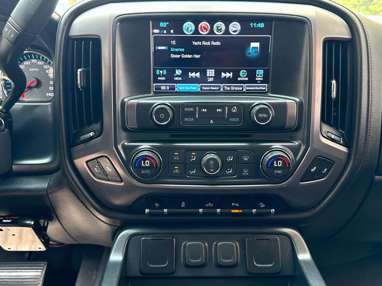 GMC Sierra 1500 4WD Crew Cab 143.5" SLT 2017
