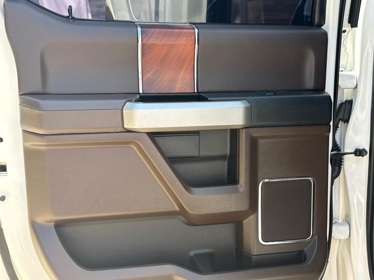 Ford F-150 4WD SuperCrew 145" King Ranch 2016