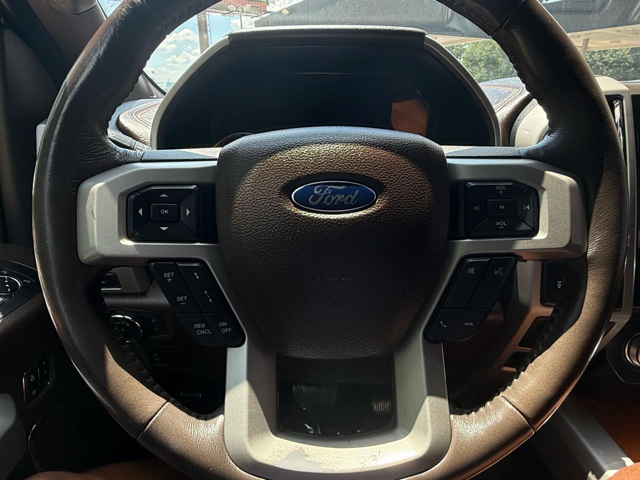 Ford F-150 4WD SuperCrew 145" King Ranch 2016