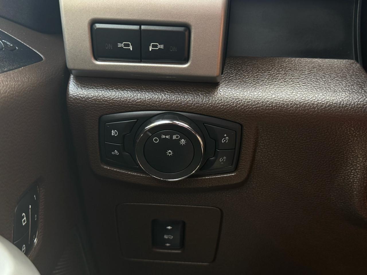 Ford F-150 4WD SuperCrew 145" King Ranch 2016