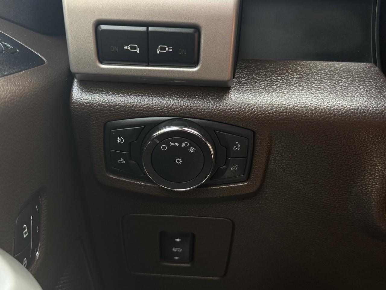 Ford F-150 4WD SuperCrew 145" King Ranch 2016