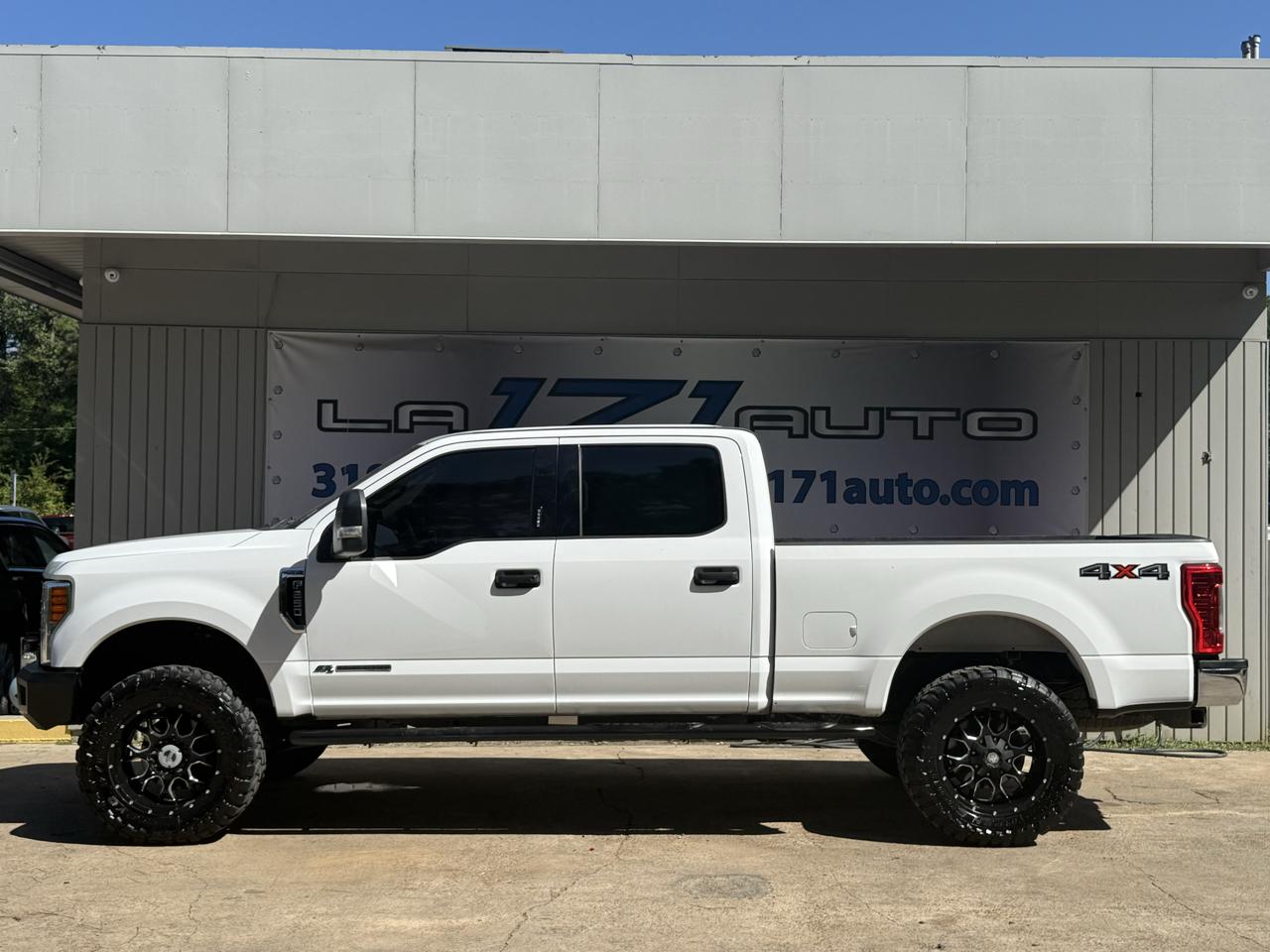 Ford Super Duty F-250 SRW King Ranch 4WD Crew Cab 8' Box 2019