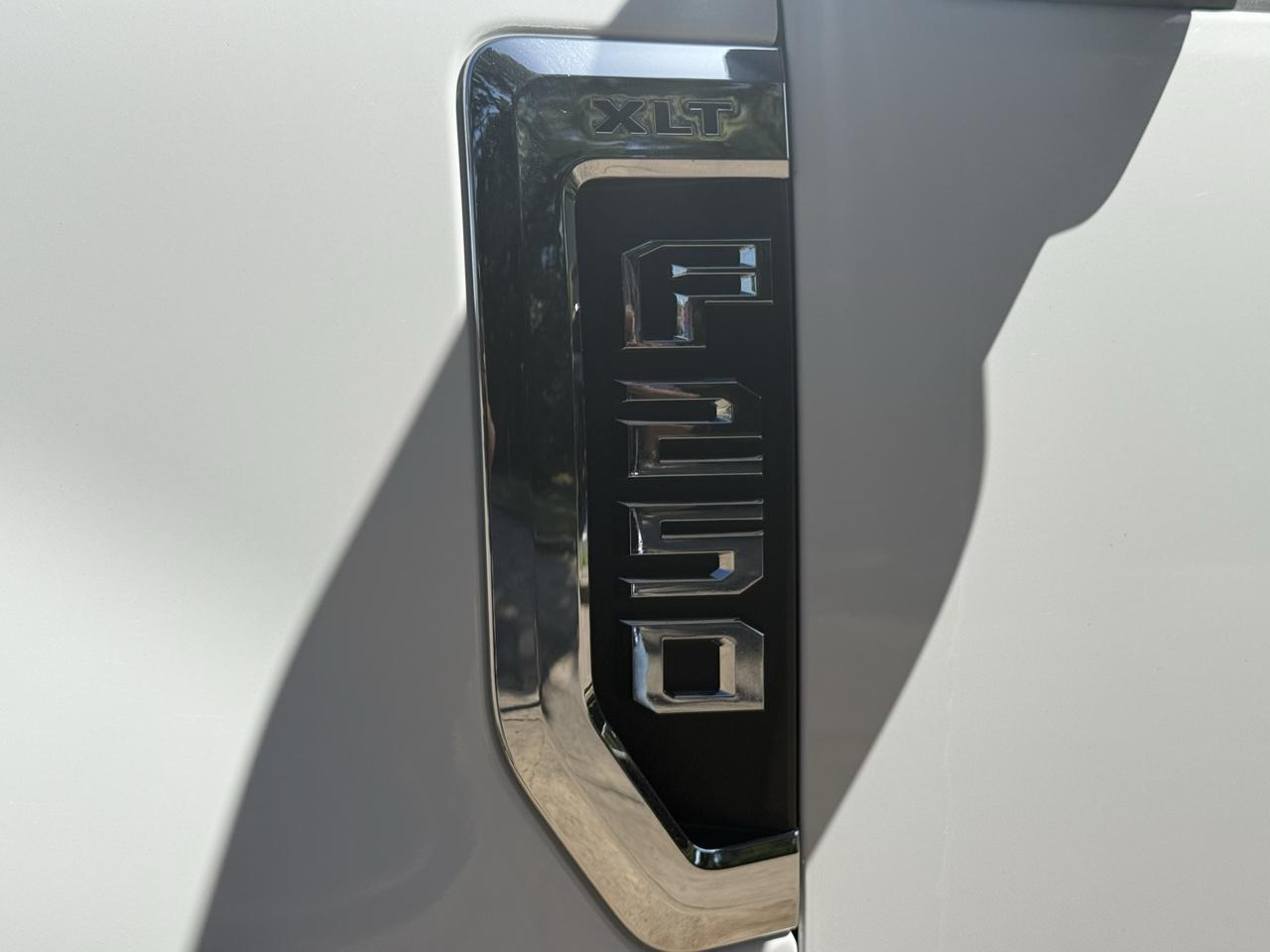 Ford Super Duty F-250 SRW King Ranch 4WD Crew Cab 8' Box 2019