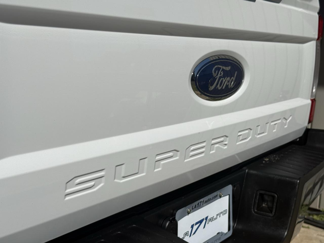 Ford Super Duty F-250 SRW King Ranch 4WD Crew Cab 8' Box 2019