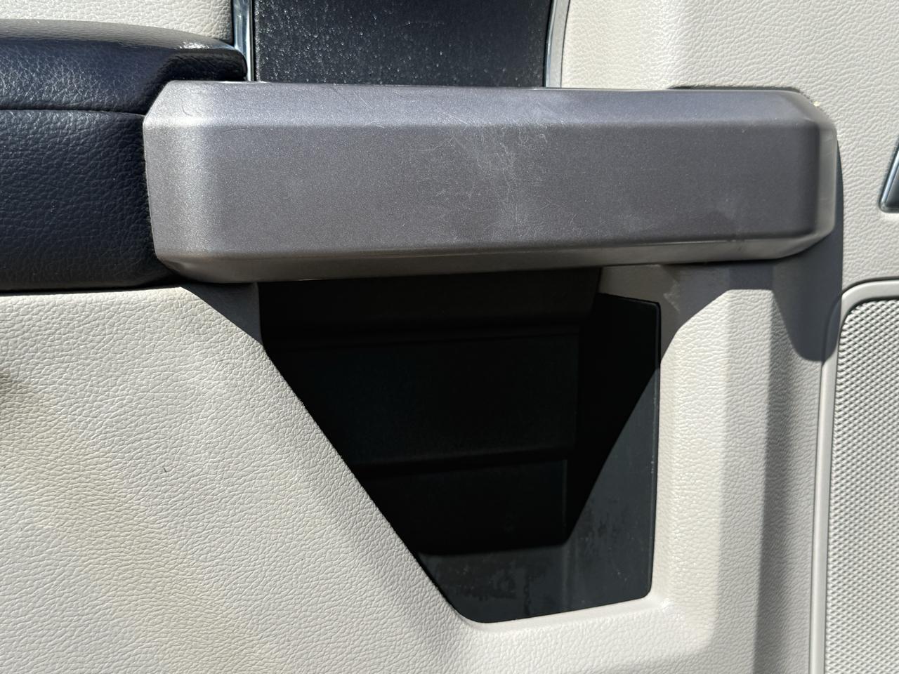 Ford Super Duty F-250 SRW King Ranch 4WD Crew Cab 8' Box 2019