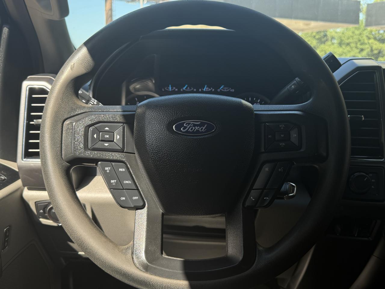 Ford Super Duty F-250 SRW King Ranch 4WD Crew Cab 8' Box 2019
