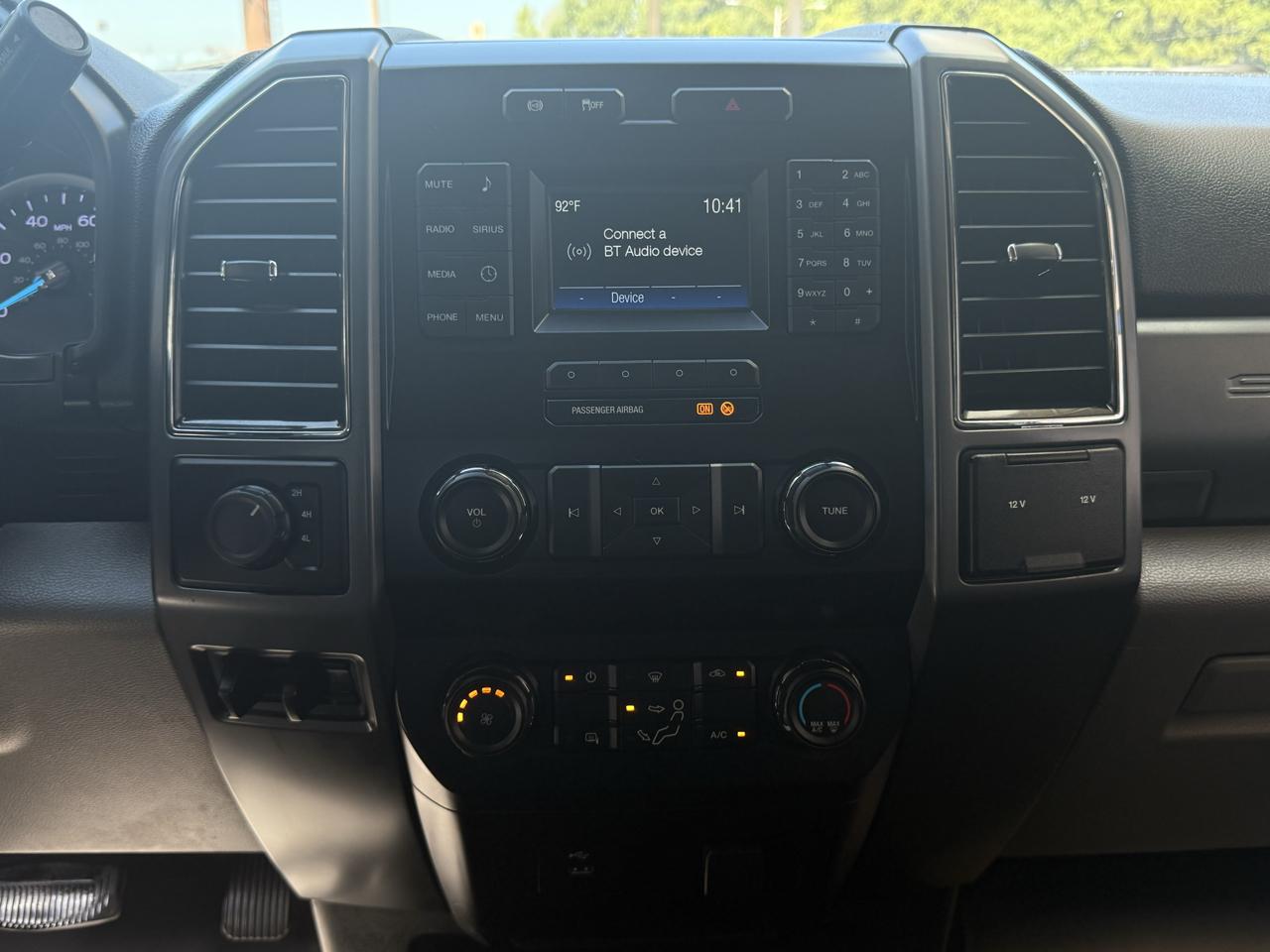 Ford Super Duty F-250 SRW King Ranch 4WD Crew Cab 8' Box 2019