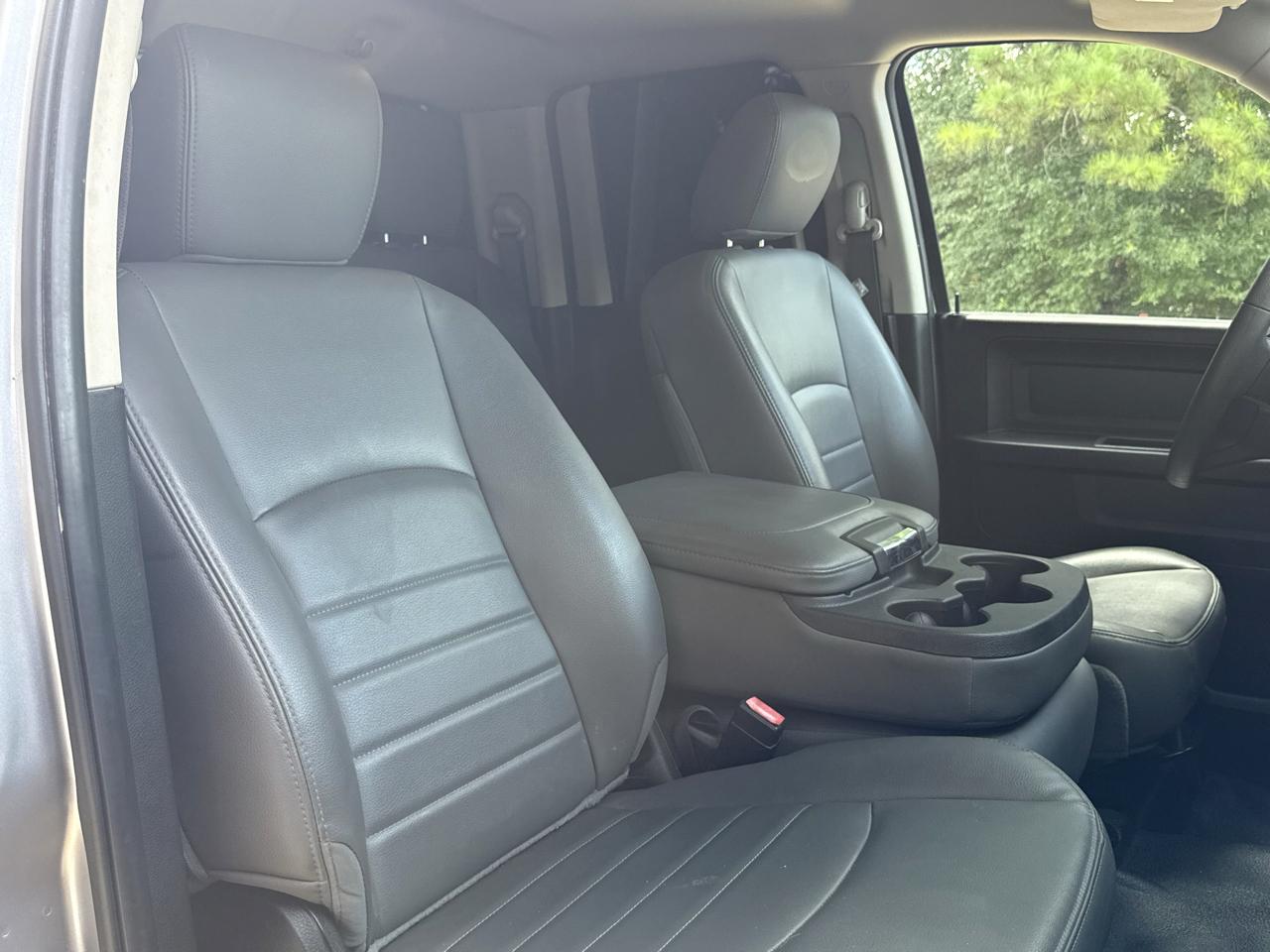 RAM 1500 Classic Tradesman 4x2 Quad Cab 6'4" Box 2019