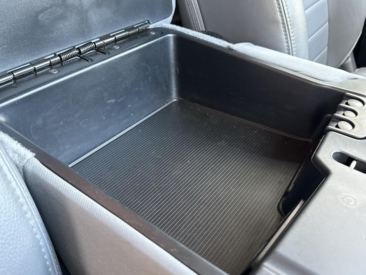 RAM 1500 Classic Tradesman 4x2 Quad Cab 6'4" Box 2019