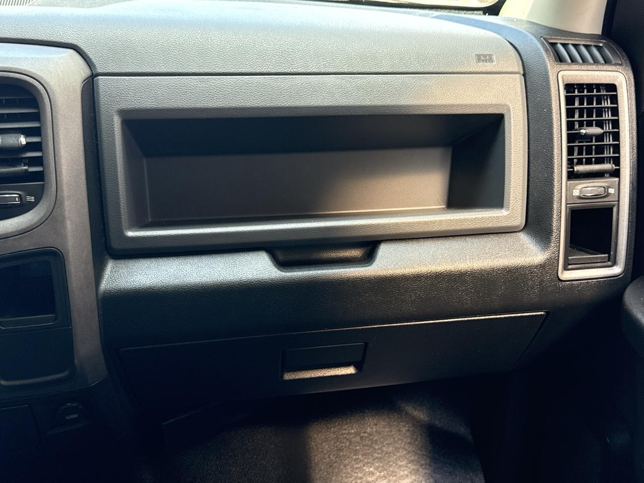 RAM 1500 Classic Tradesman 4x2 Quad Cab 6'4" Box 2019