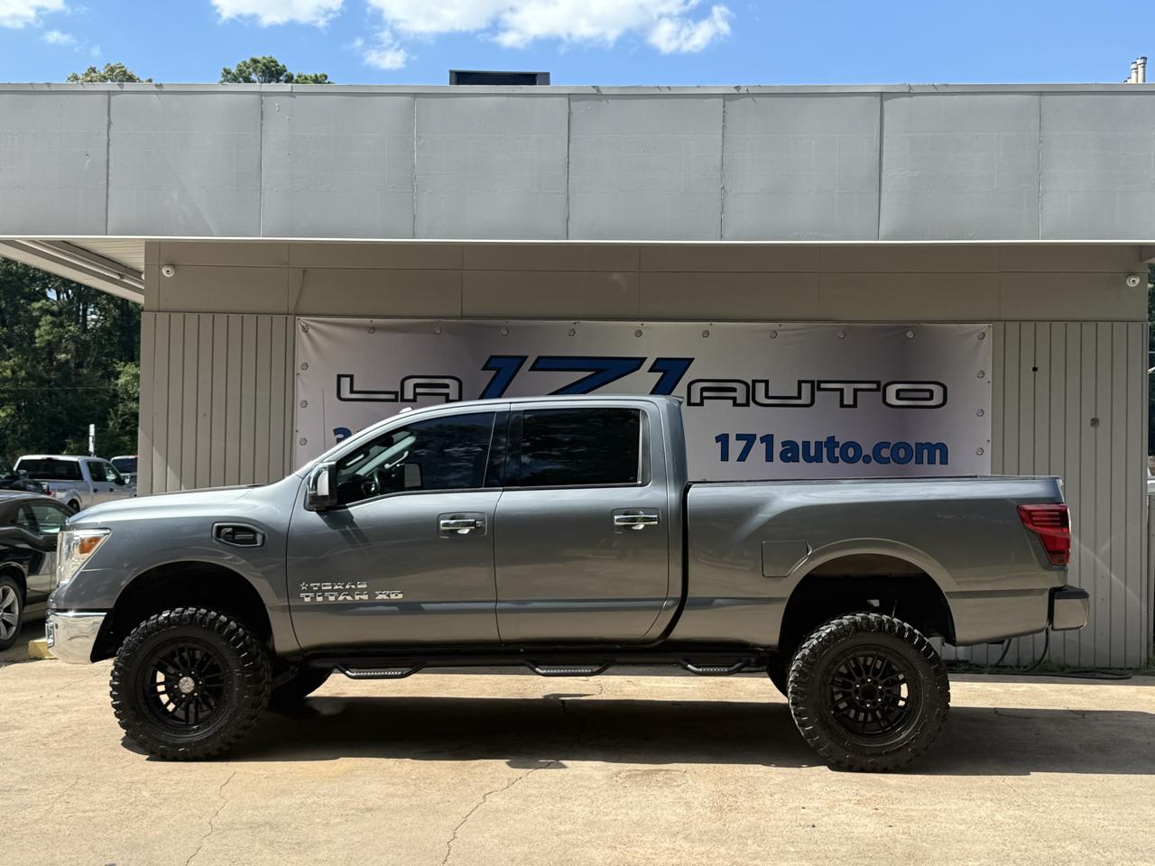 Nissan Titan XD 4x4 Diesel Crew Cab SL 2017