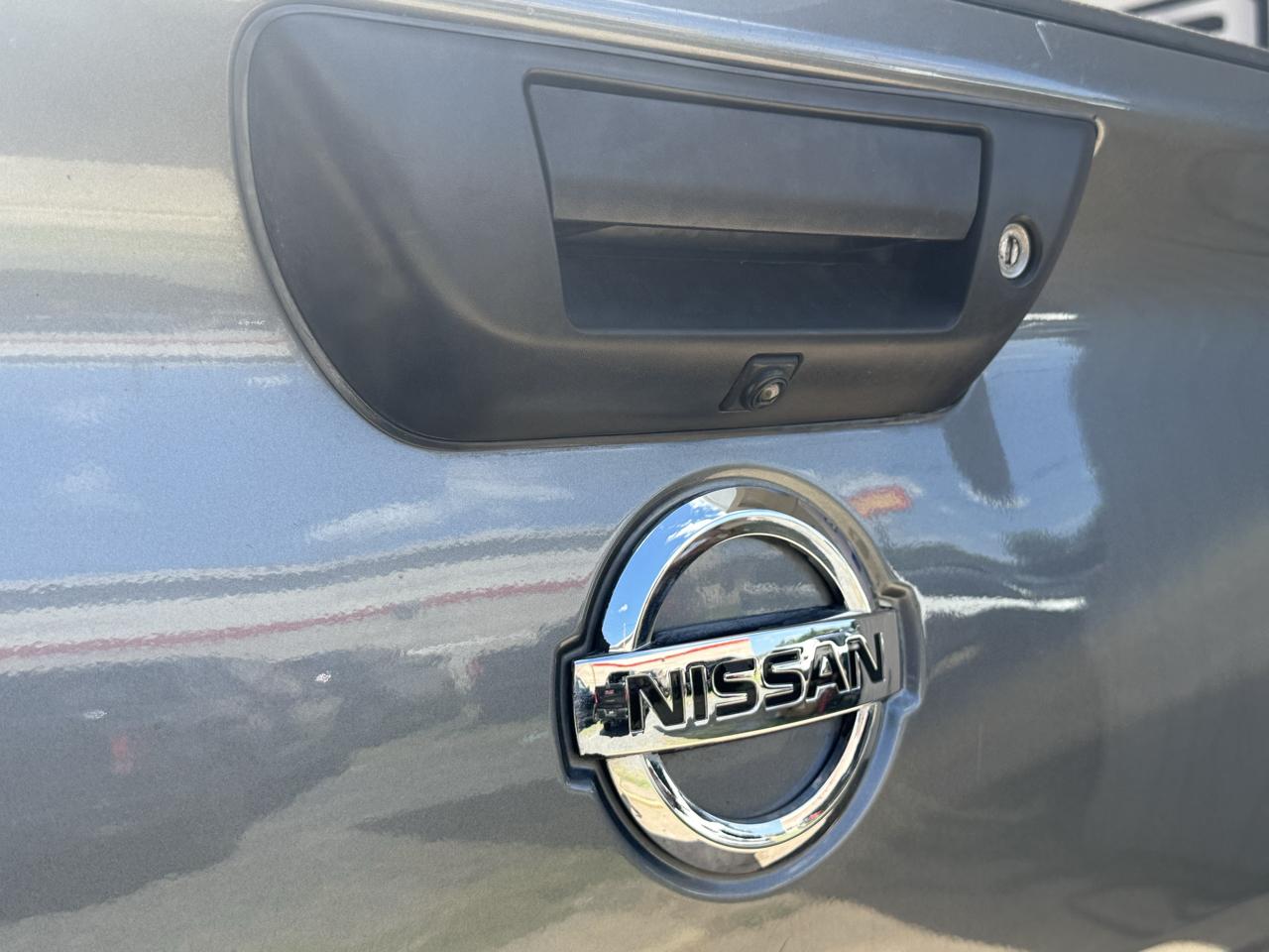 Nissan Titan XD 4x4 Diesel Crew Cab SL 2017