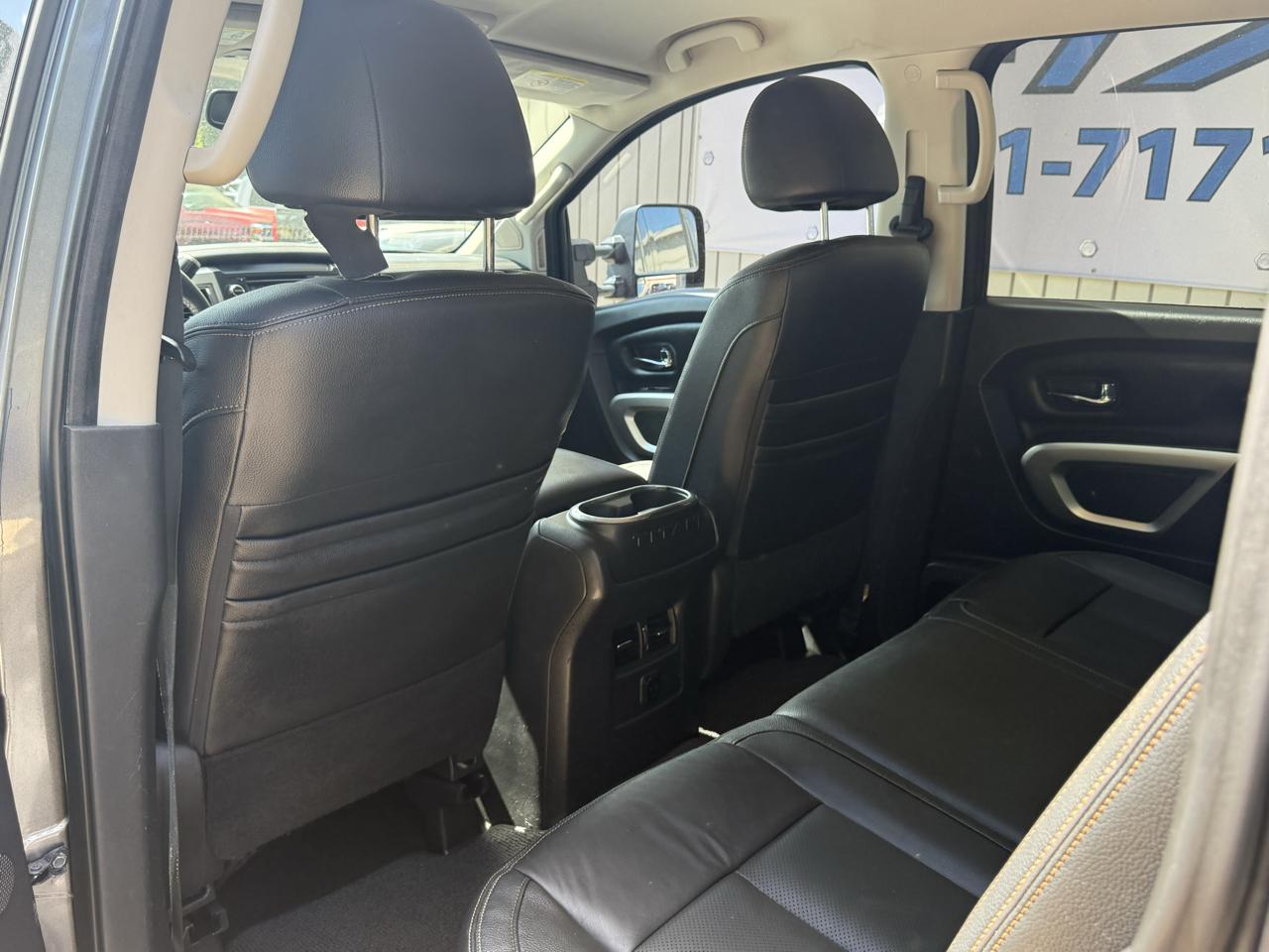 Nissan Titan XD 4x4 Diesel Crew Cab SL 2017