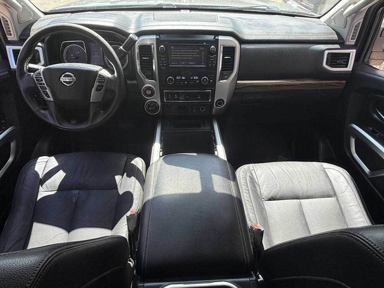 Nissan Titan XD 4x4 Diesel Crew Cab SL 2017